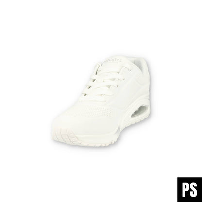 SNEAKER - Uno Stand on Air